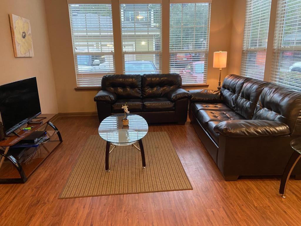 Style Apartment/home - The Woodlands
