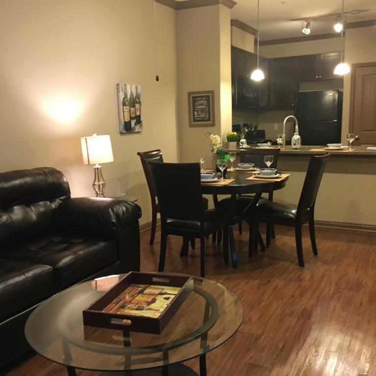 Style Apartment/home - * The Woodlands